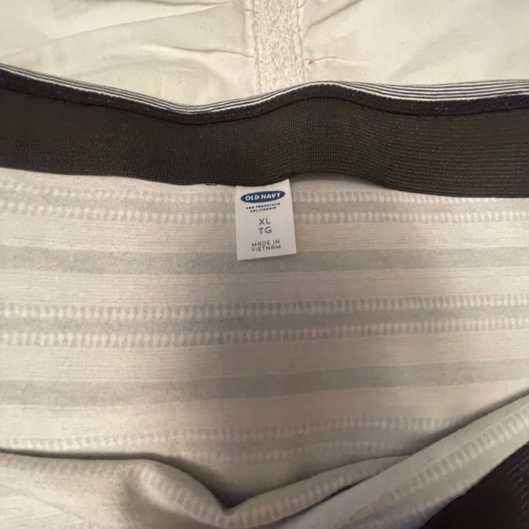 ⭐️5 for $25⭐️ BRAND NEW🌟 MIDI length skirt from old navy - NWT - Picture 3 of 6